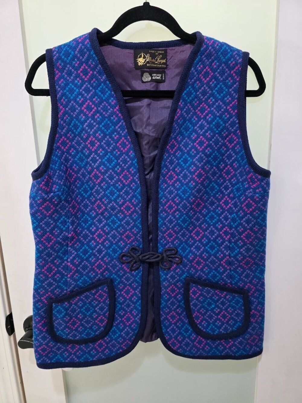 Mari Lwyd Vintage‎ Sweater Vest Multicolor 100% Pure Virgin Wool